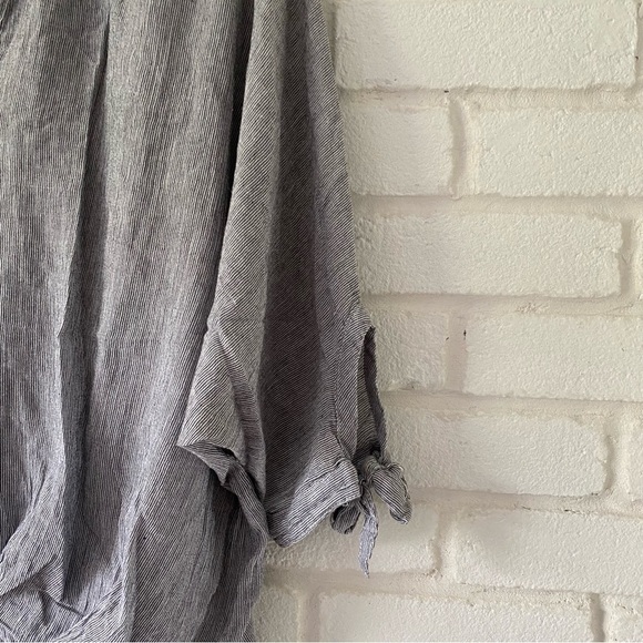 Six One Eight 618 Anthropologie Lightweight Blouse Shirt Women’s Size Medium - Picture 4 of 11